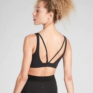 Athleta Exhale Sports Bra in Black Size XS